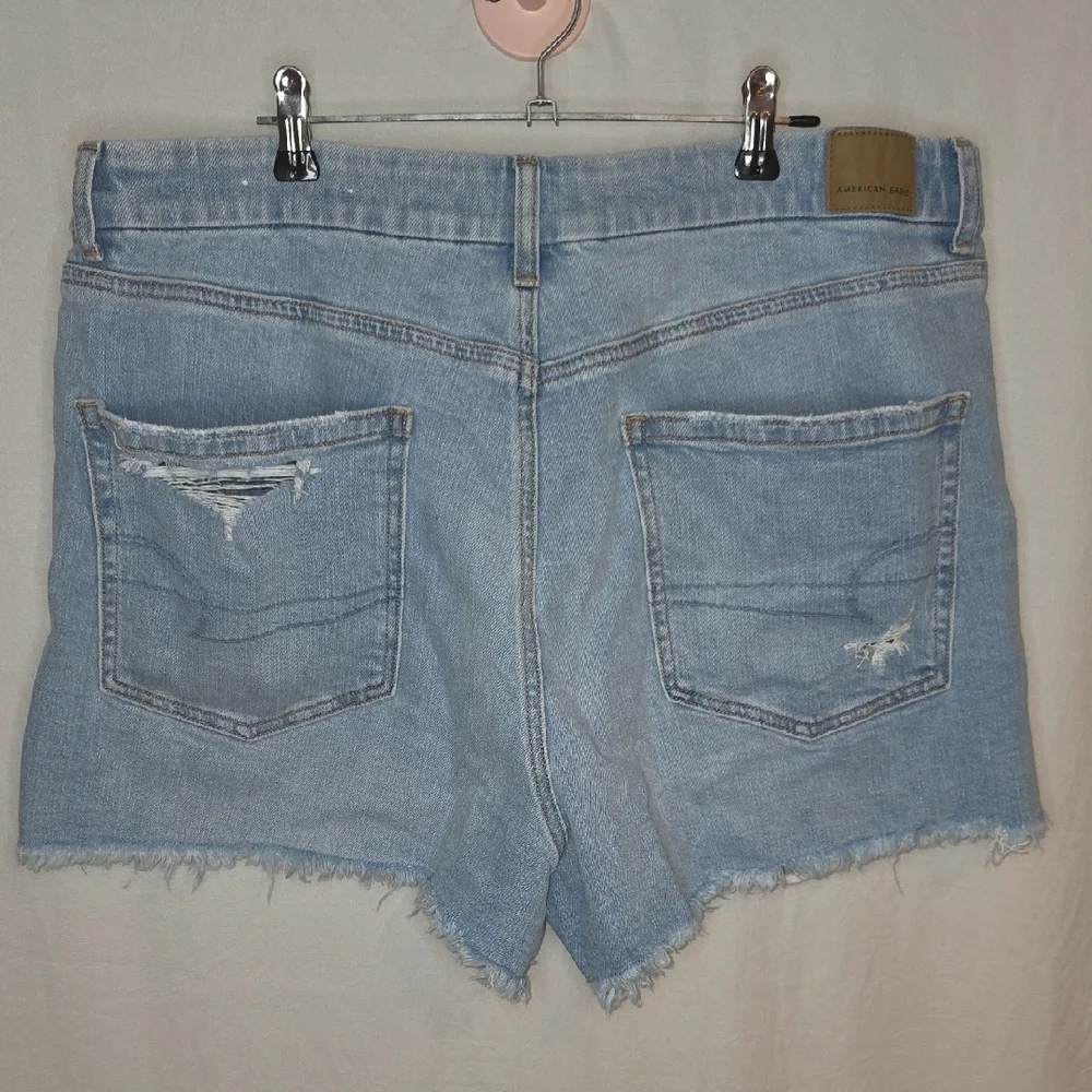 American Eagle Outfitters Light Blue Ripped Jean Shorts - Picture 3 of 4